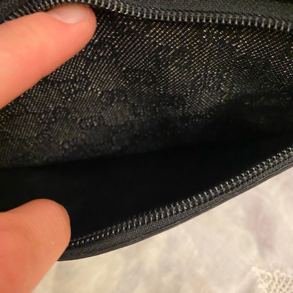 Preowned Gucci Canvas Tote - Picture 3 of 15